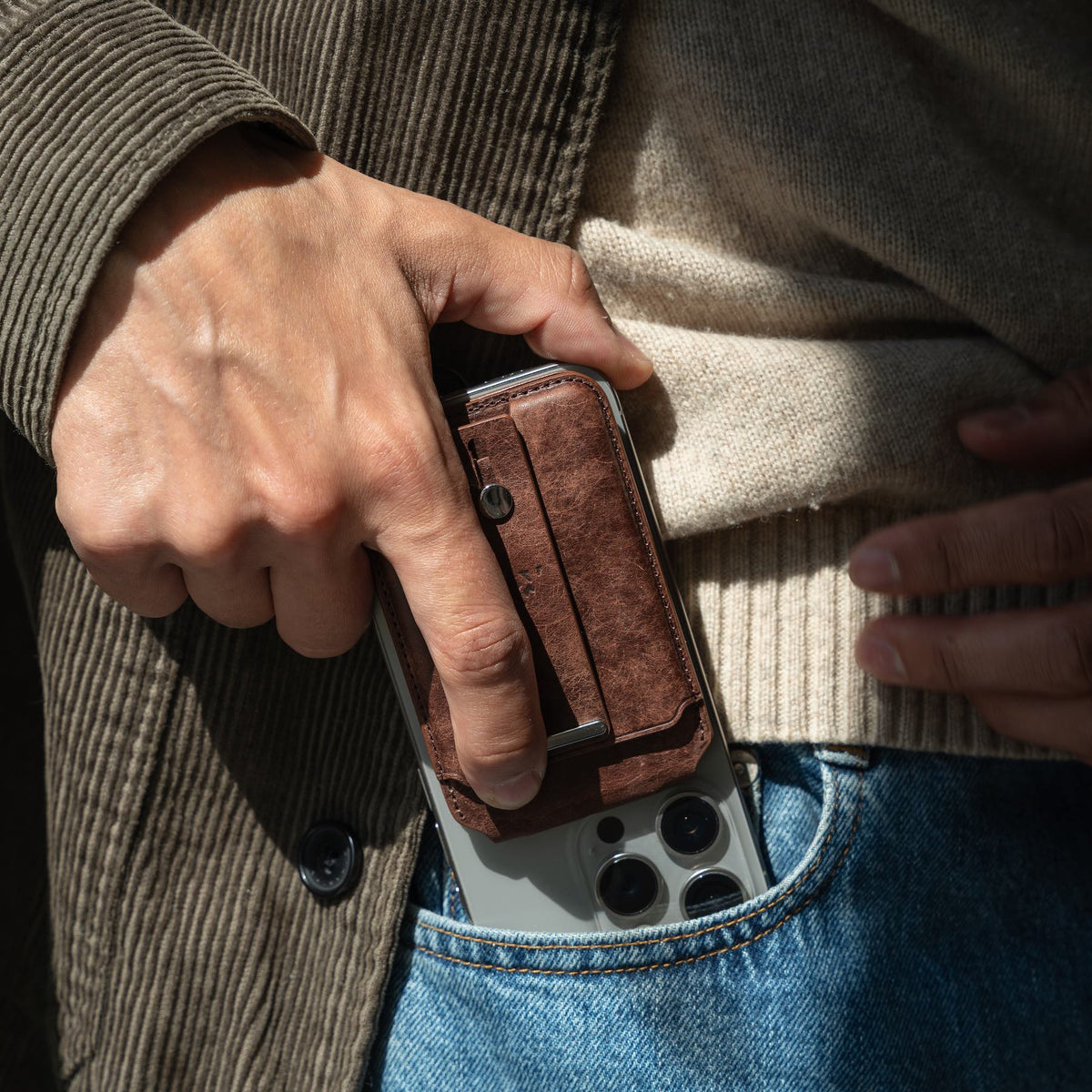 Magnetic Cardholder